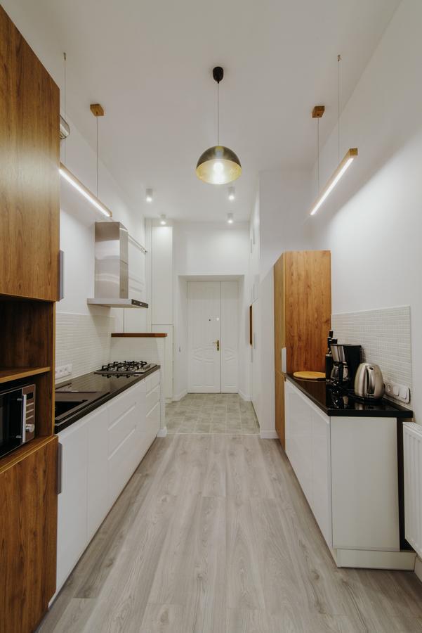 Apartment On Lesi Ukrainky Lviv Eksteriør billede